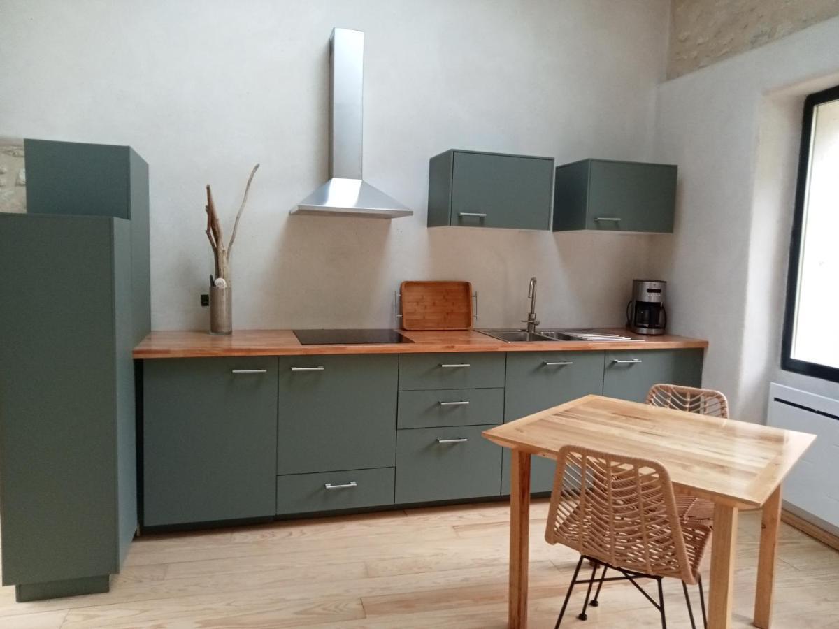 Maison En Pierre Restauree Avec Jardin Ош Екстериор снимка